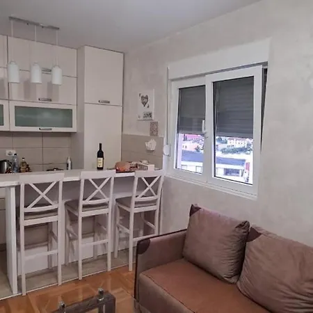 Apartment Boki *